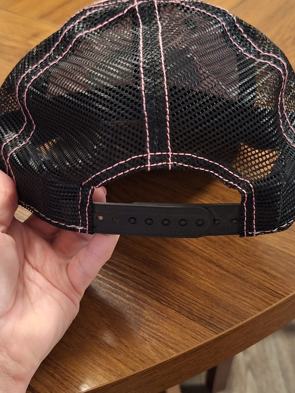 Seattle Seahawks New Era 9FORTY Women’s Pink Black Mesh Adjustable Hat NFL